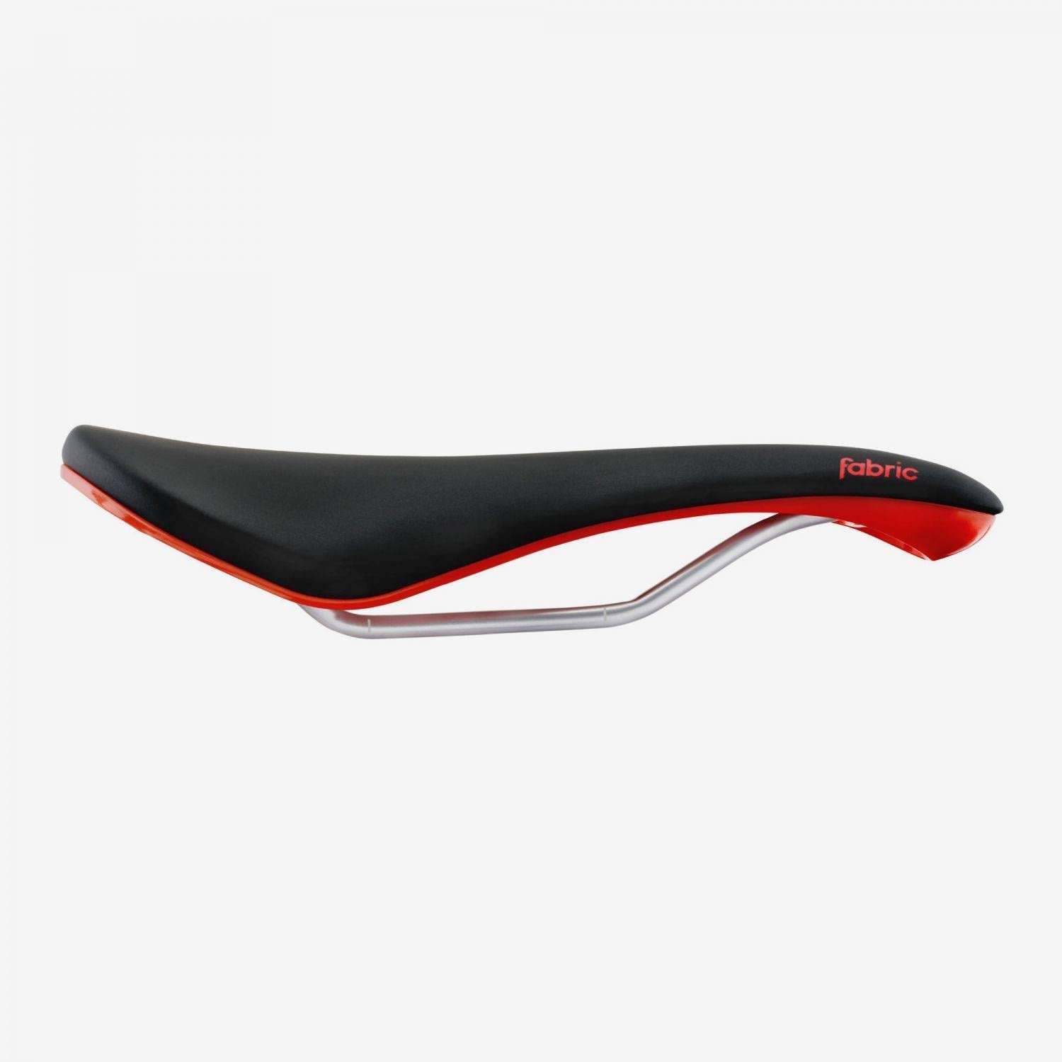 Black / Red Scoop Saddle S446