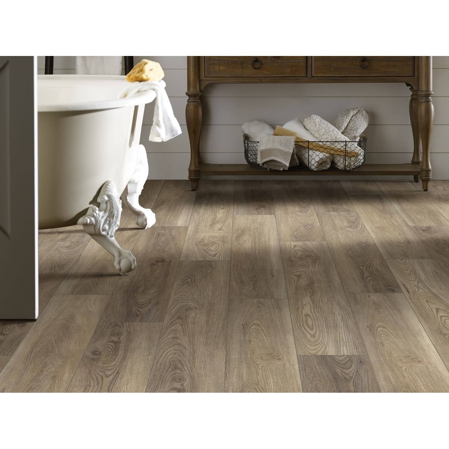 Natural Maple Luxury Vinyl Plank Y132