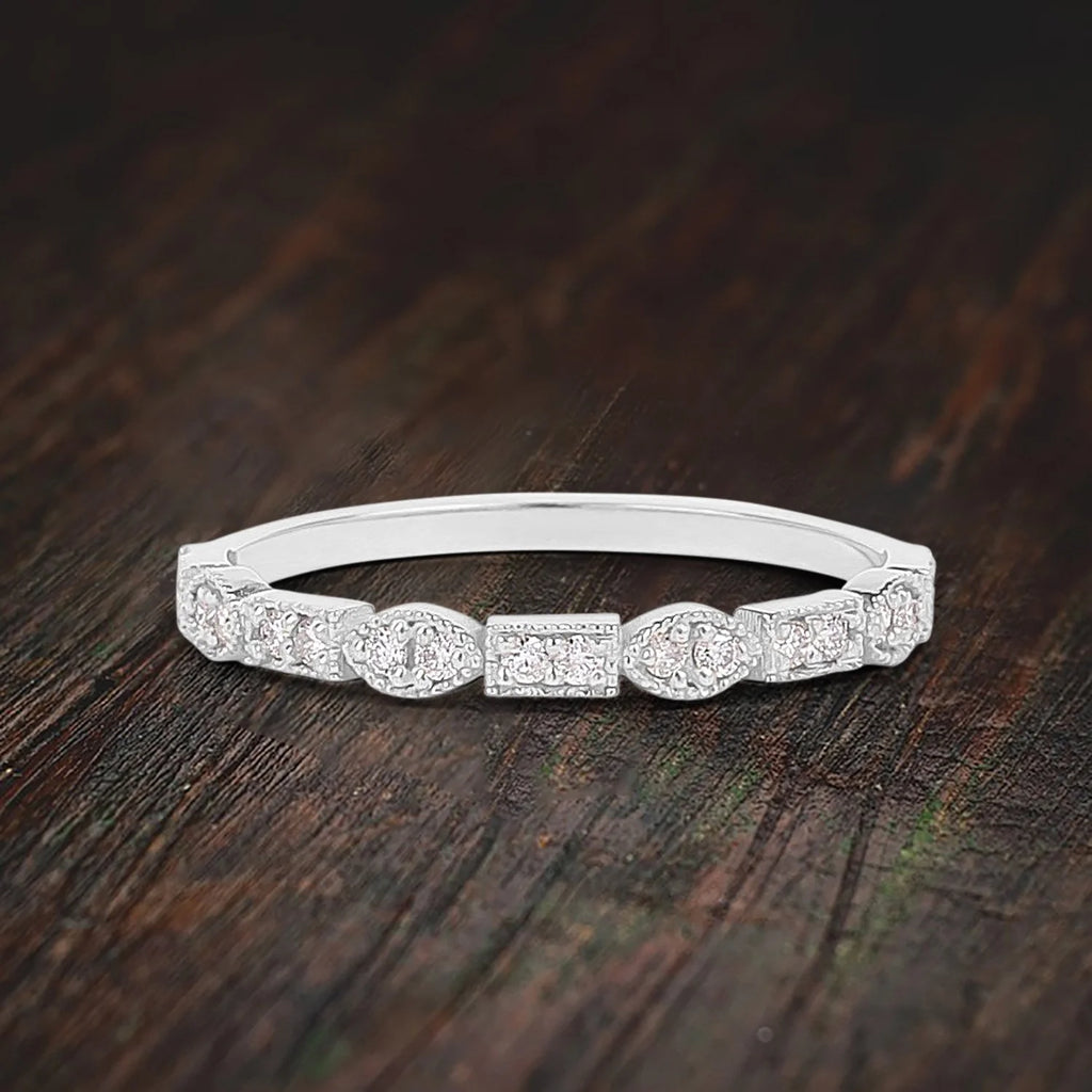 Victorian Style Wedding Band with Round Moissanite Diamond 10k Gold J1790