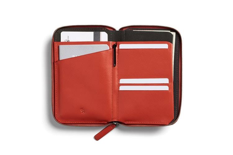 Travel Folio Q110885