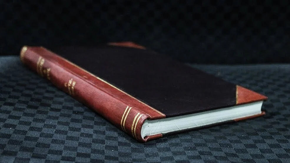 Leatherbound Book I19055
