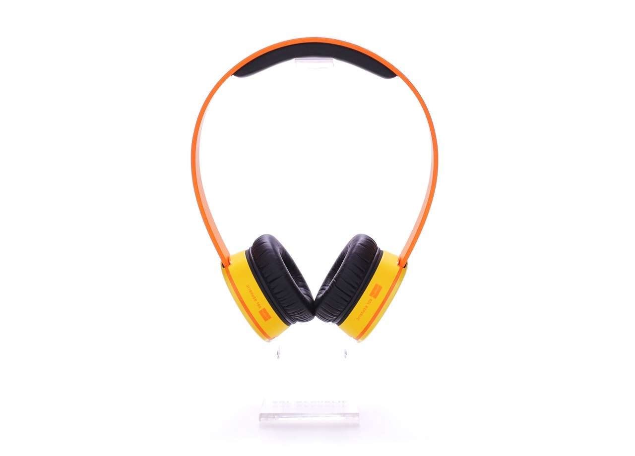 On-Ear Headphones L711766