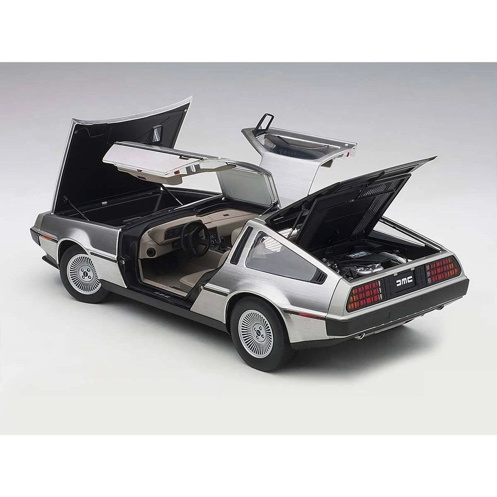 Satin Silver 1/18 Model Car T359