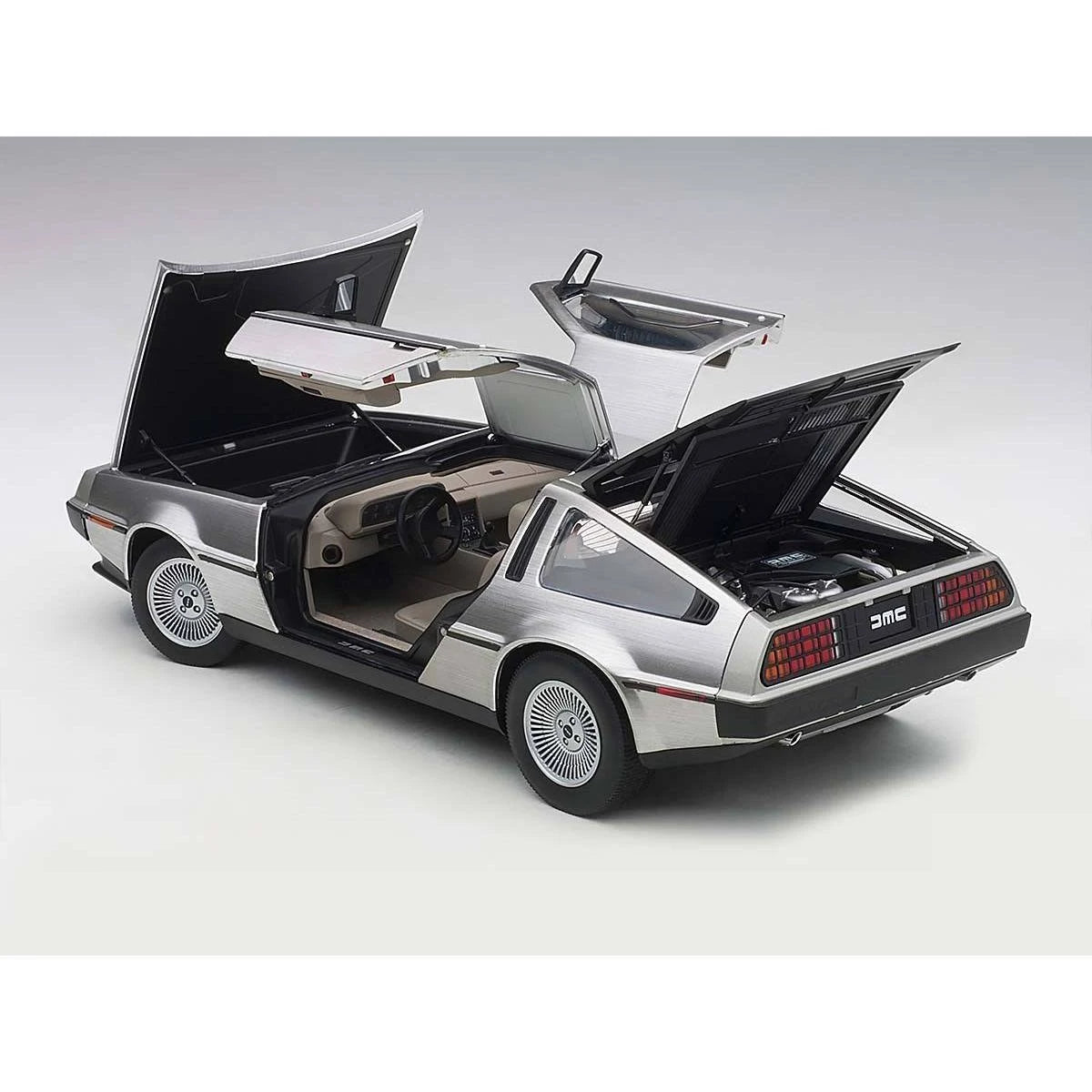 Satin Silver 1/18 Model Car T359