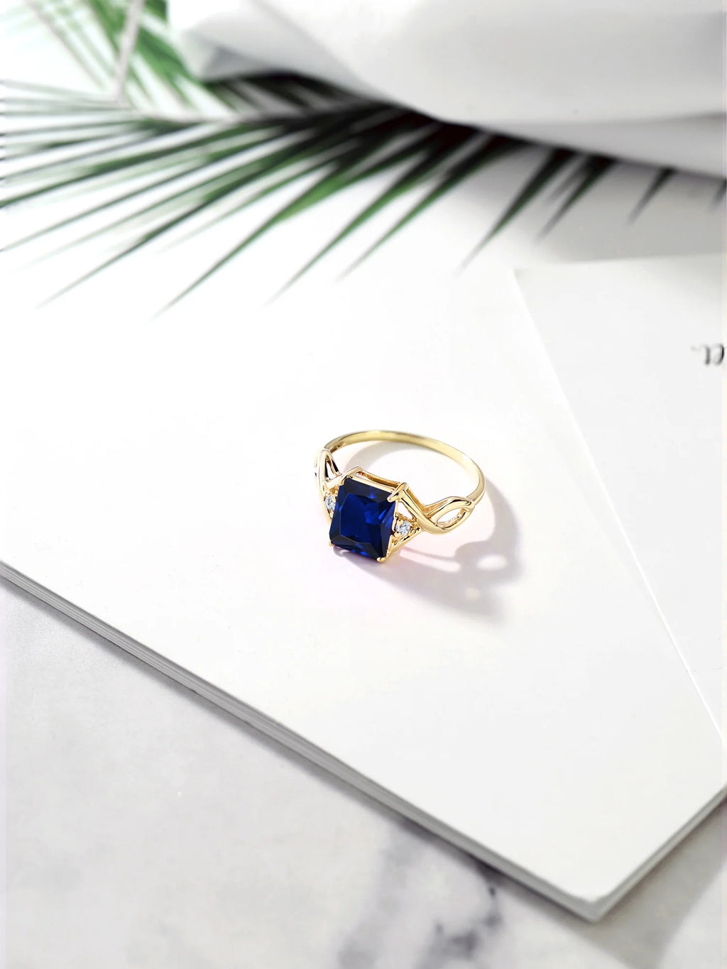 18K Yellow Gold Plated Silver Ring with Blue Created Sapphire and Lab Grown Diamond M500