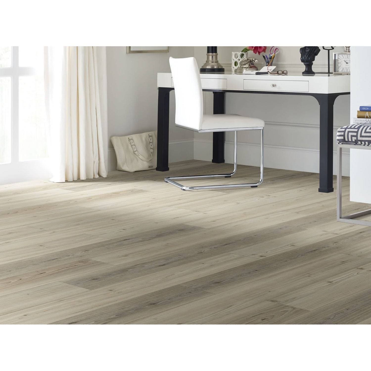 Natural Maple Luxury Vinyl Plank Y132