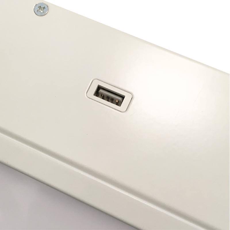 36in White Undercabinet Light J46042