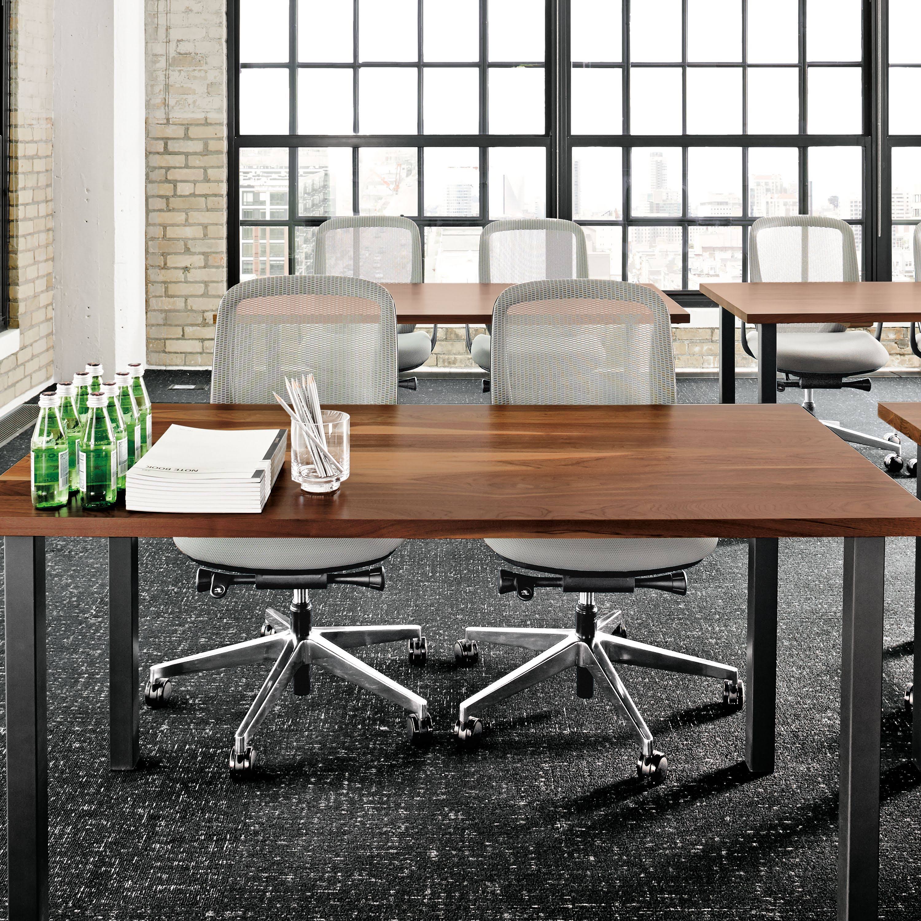 Cherry Top Table with Graphite Base N515