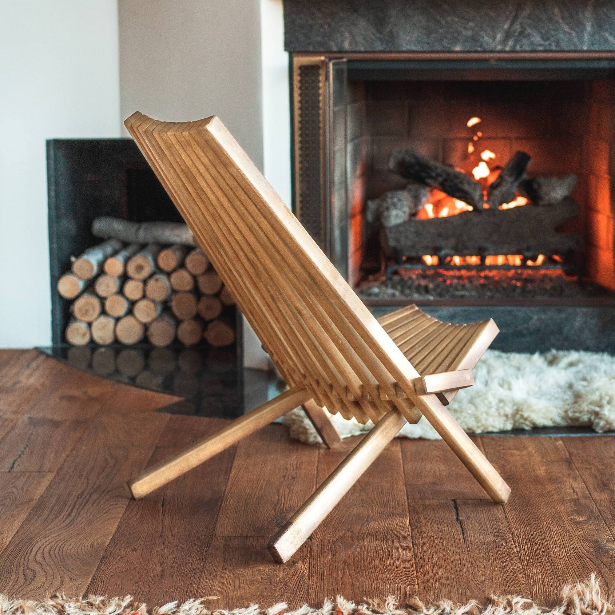 Folding Acacia Wood Outdoor Lounge Chair Y9346