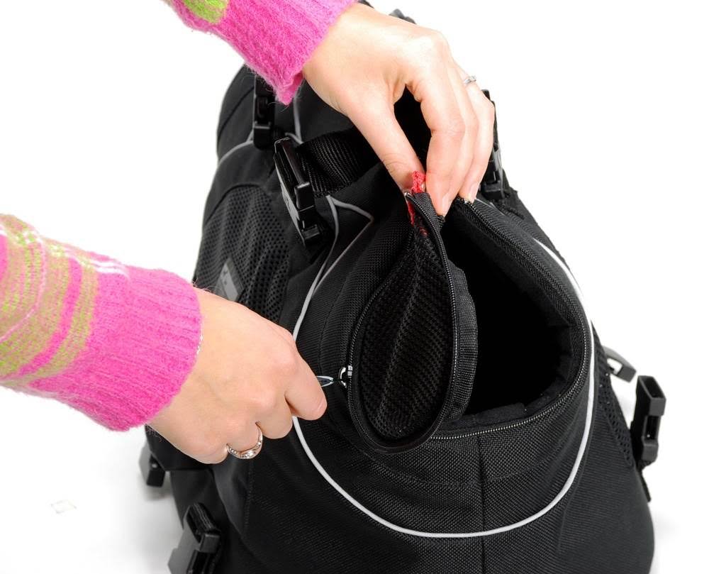 Black Pet Carrier R1452