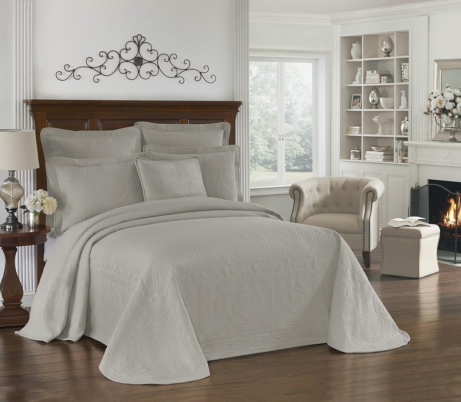 Ivory King Floral Matelasse Bed Spread O3258