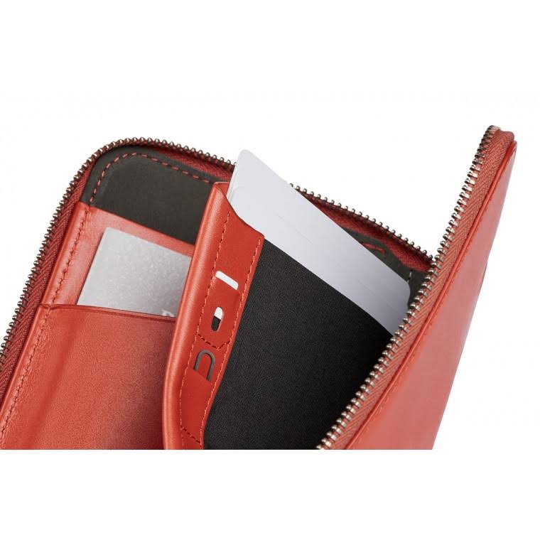 Travel Folio Q110885