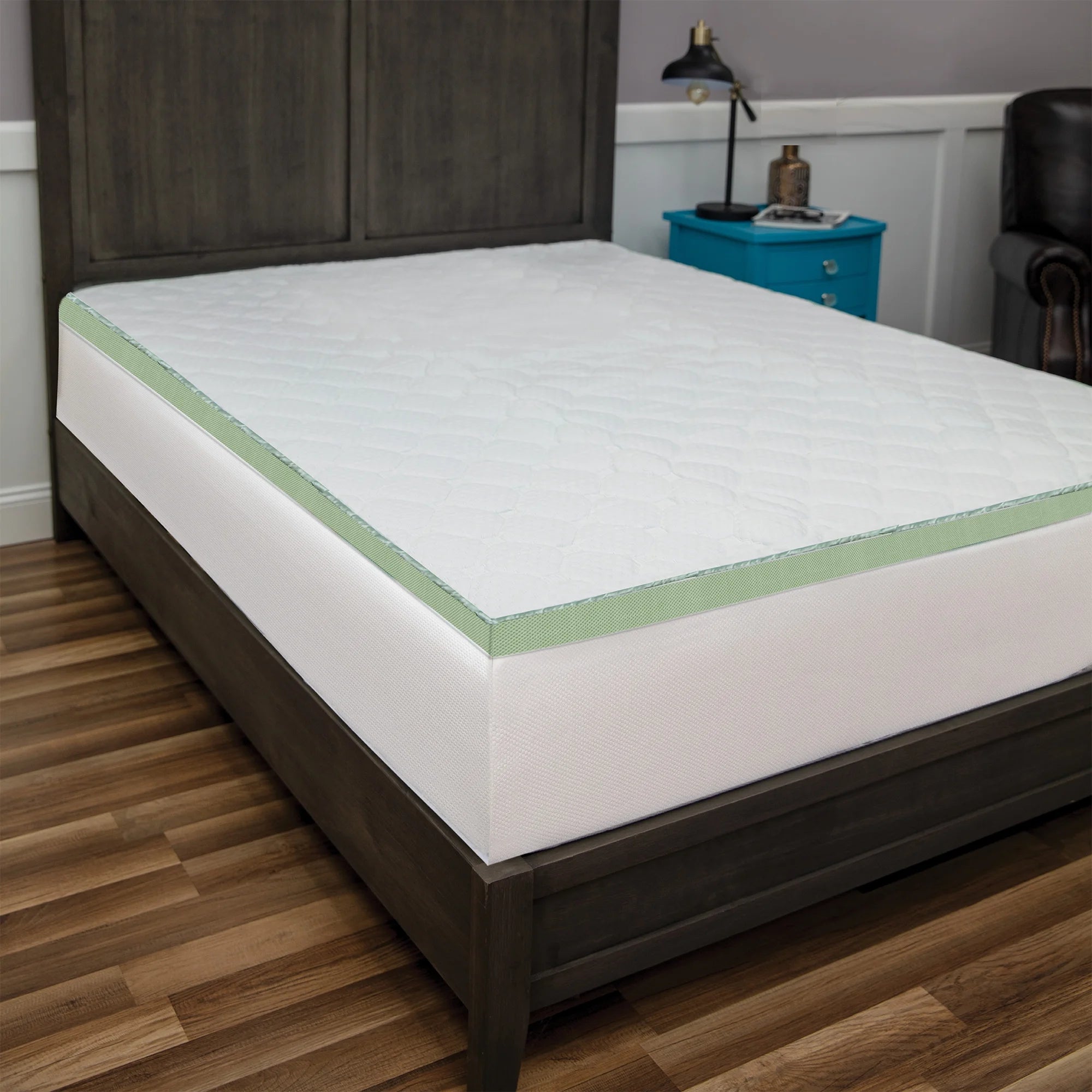 White Full Quilted Memory Foam Mattress Topper L518
