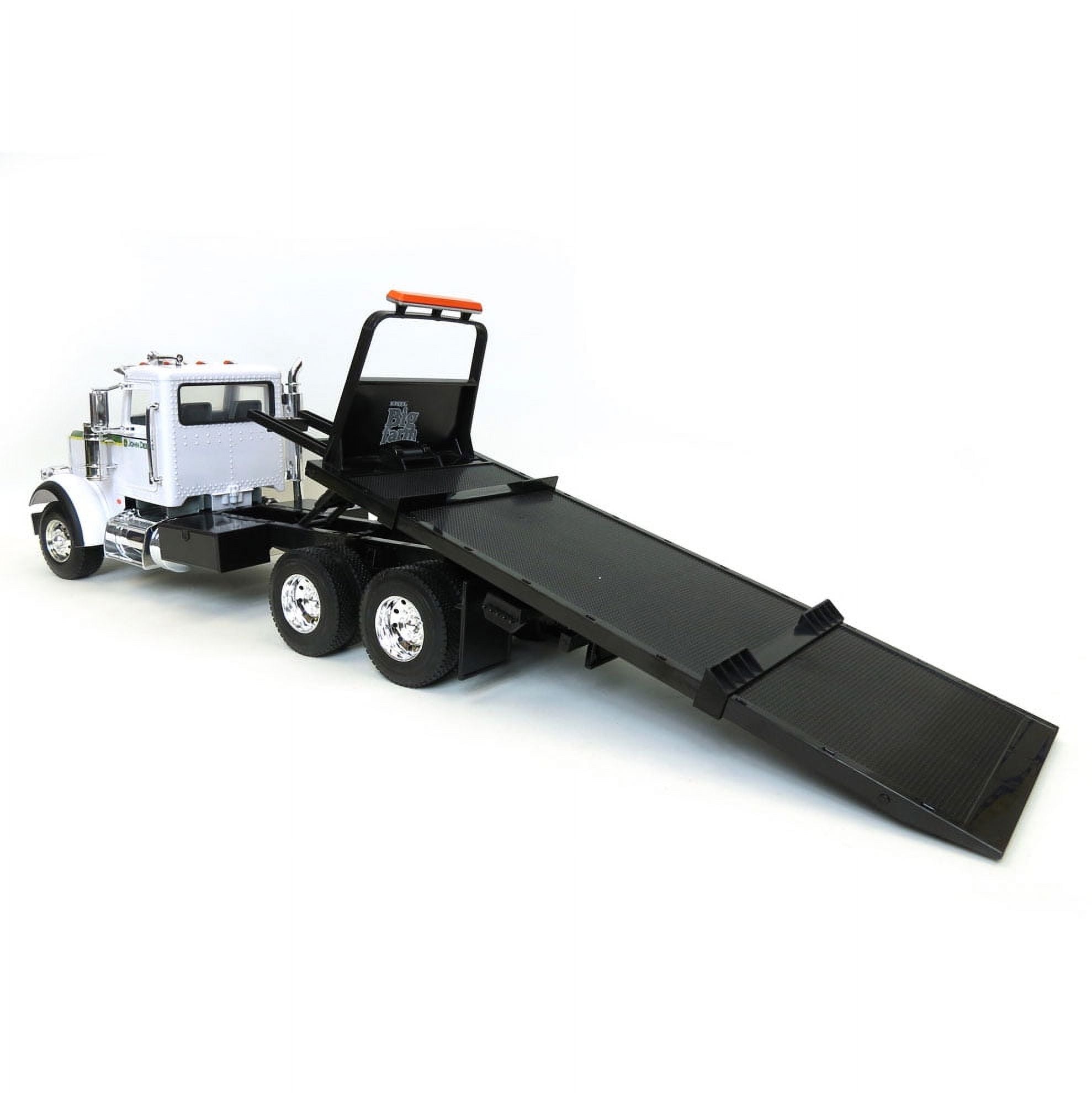 Big Farm Peterbilt Rollback with John Deere 4020 Tractor Sounds B291743