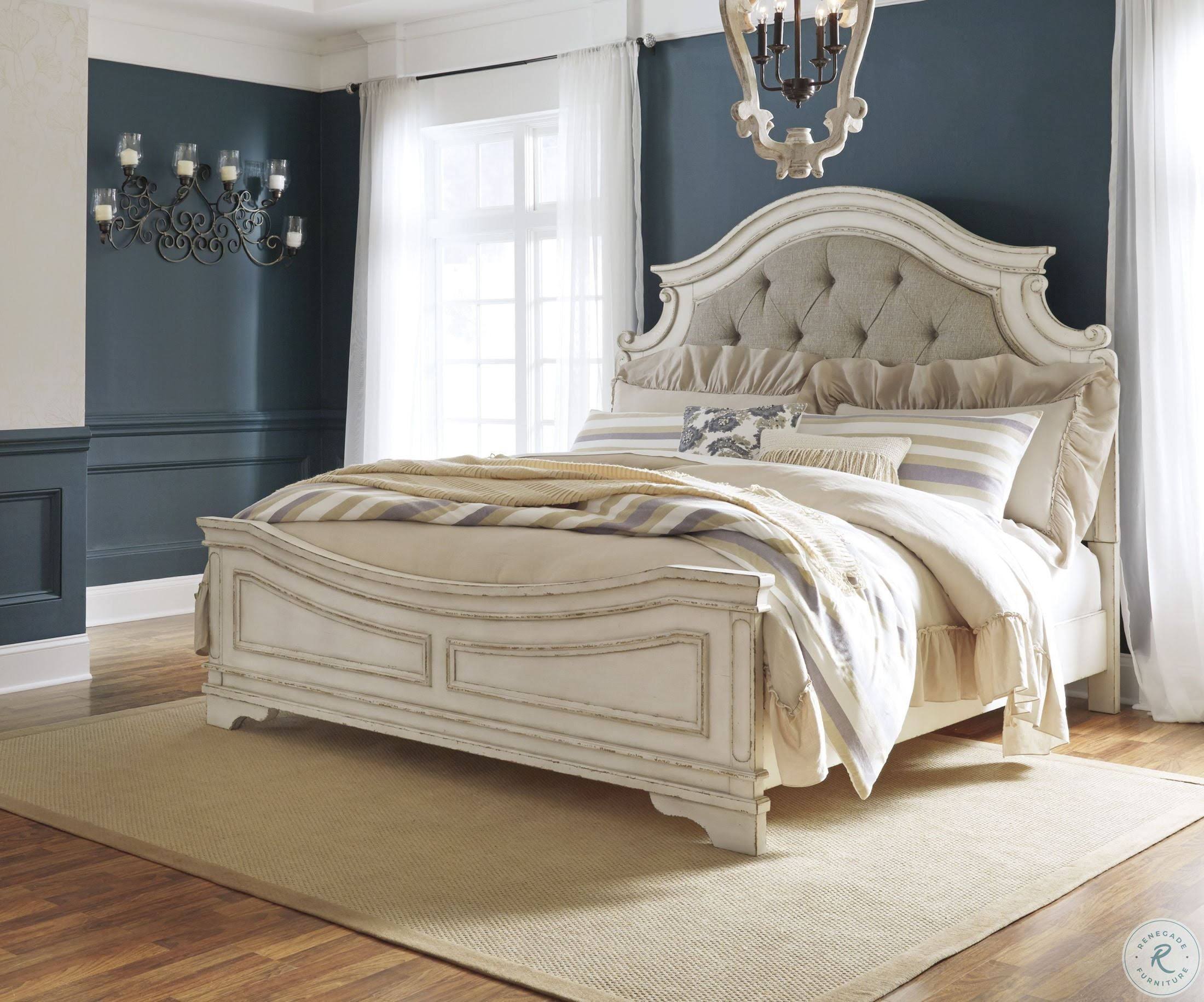 California King Bed M342741