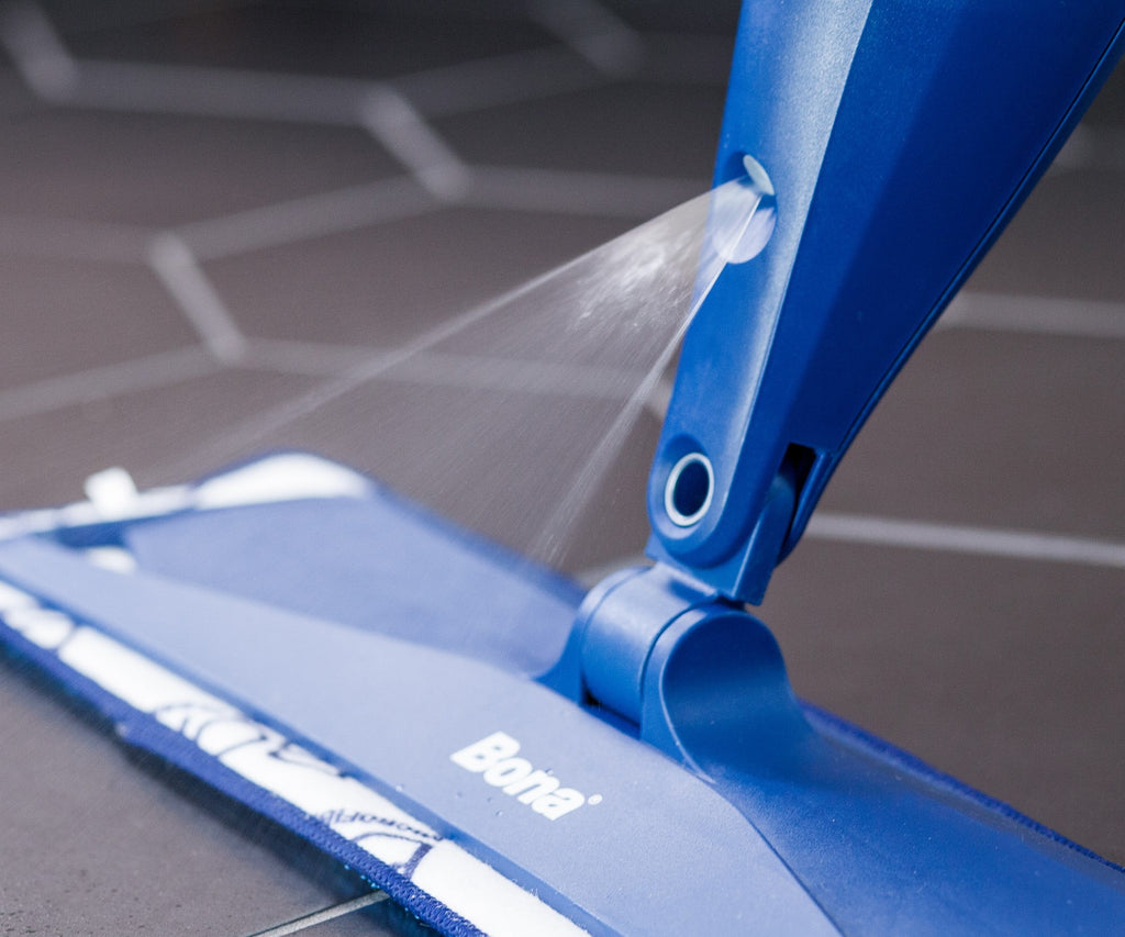 Floor Spray Mop with Reusable Microfiber Pad and Refillable Multi Surface Floor Cleaner Liquid Z517917