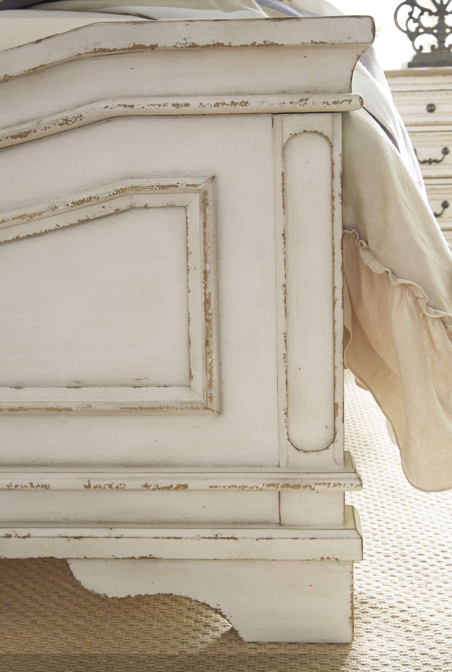 California King Bed M342741